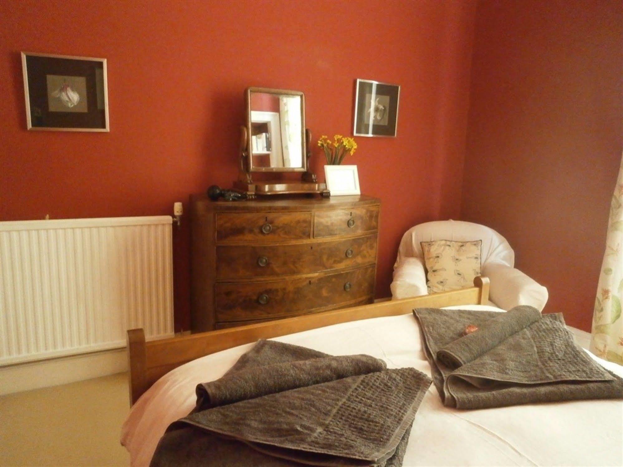 Winter Cherry Bed & Breakfast EDI Kültér fotó
